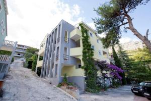 Studio apartment in Duce with sea view, balcony, air conditioning, WiFi 132-7 