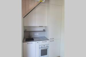 2.5 kambarių butas per du aukštus su baseinu