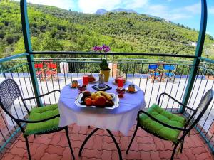 Agriturismo Monte Acuto - natura, mare & relax in piscina