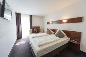 沃尔酒店 - Lippetal