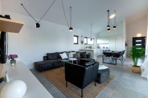 Villa Mateo with heated pool