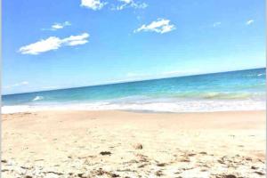 Casa Diana: Vista al mar y 3min a la playa y 30min a PortAventura