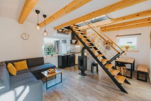 Vila Kosjenka on lake Sabljaci