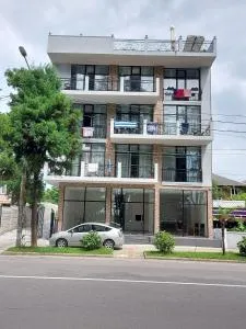 French Hotel - P'ichvnari