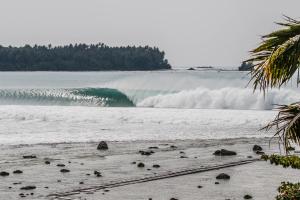 Nias Surf Stay