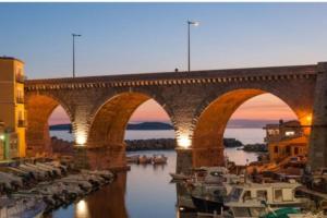 Appartements La Galinette Marseille entre plage et calanques : photos des chambres