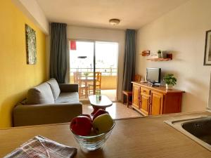 Apartments in Mariscal 4 and 5 with Pool near Levante Beach by Gestaltur