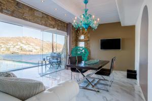 Deluxe Suite with Private Pool