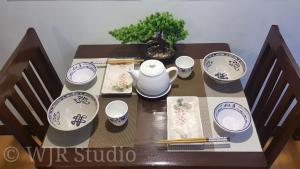 Queen Bed Suite- Japanese Style