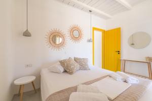 Themonies Suites and Apartments