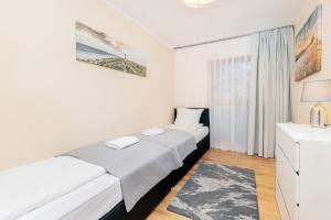 Batorego 7 Gdynia Apartments by Noclegi Renters