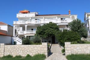 Apartment in Kustici with sea view, balcony, air conditioning, W-LAN 3589-2 