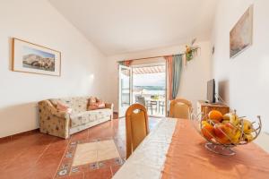 Apartment in Kustici with sea view, balcony, air conditioning, W-LAN 3589-2