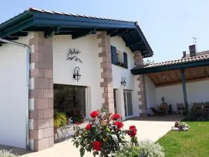 ATALOZTI Maison d'hôtes ST JEAN PIED DE PORT - Ascarat