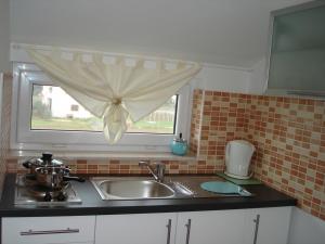 Apartment in Zaton Zadar with balcony, air conditioning, WiFi, washing machine 3796-2 
