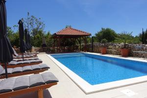 Studio apartment in Zaton Zadar with balcony, air conditioning, WiFi, washing machine 3796-6