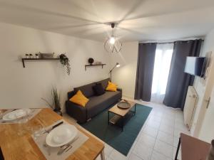 Appartements Macon Centre ville-gare-wifi-cosy-parking public a proximite : photos des chambres