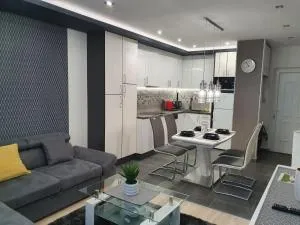 Dévai-LUX Apartman Sárvár - Pápa