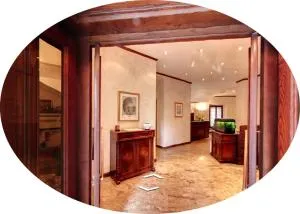 瓦伦迪诺历史中心酒店 - 奥尔维耶托斯卡洛