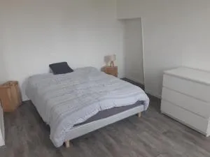 Elbeuf 4 CHAMBRES 8 PERSONNES MAX POUR GROUPES WIFI - 埃尔伯夫