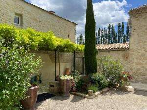Maisons de vacances LE MAS D'ISACHRIS Le T2 : photos des chambres