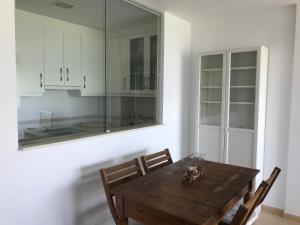 Apartamento con terraza primera linea de playa