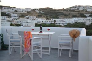 Rhyolite Apartment