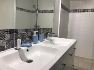 LE MONTAIGNE - Wifi fibre- Coeur du centre ville-PROPERTY RENTAL NM