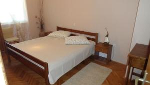 Apartment in Palit with Terrace, Air conditioning, Wi-Fi (4603-1)