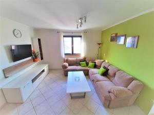 Apartment in Betina 3837-1