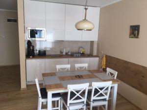 Apartament Silence Baltic z Widokiem na Basen