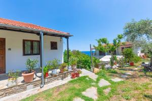 Katerina Fotopoulos Rooms & Apartments Pelion Greece