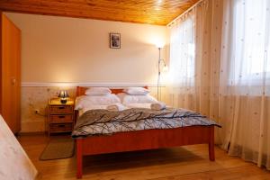 Family Studio room in Central Panzió Gyula