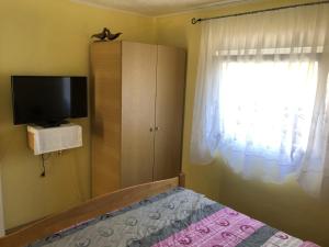 Apartment in Zdrelac with balcony, air conditioning, WiFi, washing machine 4834-1