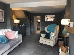 Cosy Lincs Wolds cottage in picturesque Tealby
