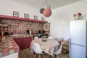 Appartements Maison Ventoux 2 Luxe Calme Central Linge fourni : photos des chambres