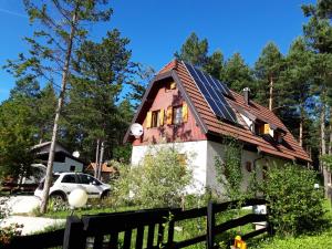 Plitvice Lakes Holiday Lodge