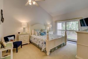 Updated baths King Bed 2 Twins Fold out Couch Bikes & Beach Gear included