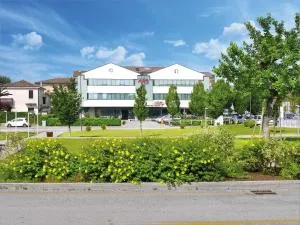 ALA Hotel - 奎托·迪·特雷维索