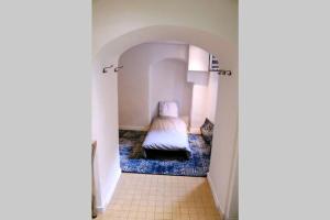 Charming and Modern Cave in the Heart of the Port