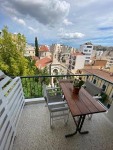 Mosaics aprtm in Monastiraki with Acropolis view