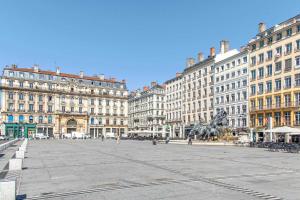 Appartements Nice studio in the heart of the Presqu'ile in Lyon - Welkeys : photos des chambres