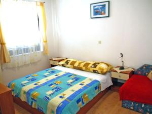 Apartment in Medulin with balcony, air conditioning, WiFi, washing machine (3488-4)
