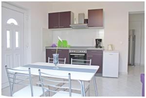 Apartments & Room Dijana
