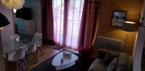 Au Centre de la station de ski de Valfréjus - appartement 4-6 personnes