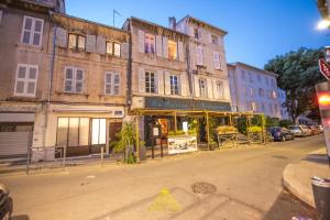 Love hotels L'EXCELLENCE AVIGNON - Suite LUXE SAUNA, HAMMAM & JACCUZZI : photos des chambres