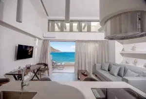 Nama Sea Side Suites - Kalidhón