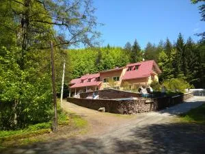 Dworek Leśny - Bělý