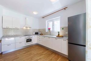Holiday home in Labin/Istrien 8880 