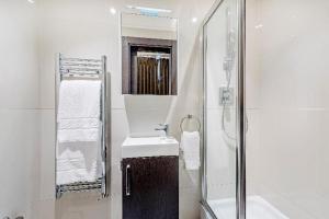 130 Queens Gate Apartments